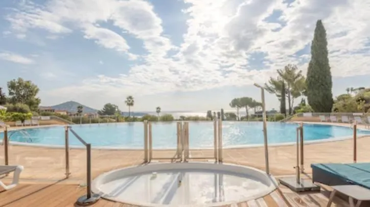 Appartement Les Petits Princes Saint-Raphael  0*, Saint-Raphael (Var)